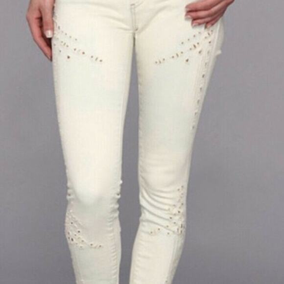 BLANK NYC Skinny Classique Eyelet Acid Wash Jeans size 10 - Picture 2 of 10